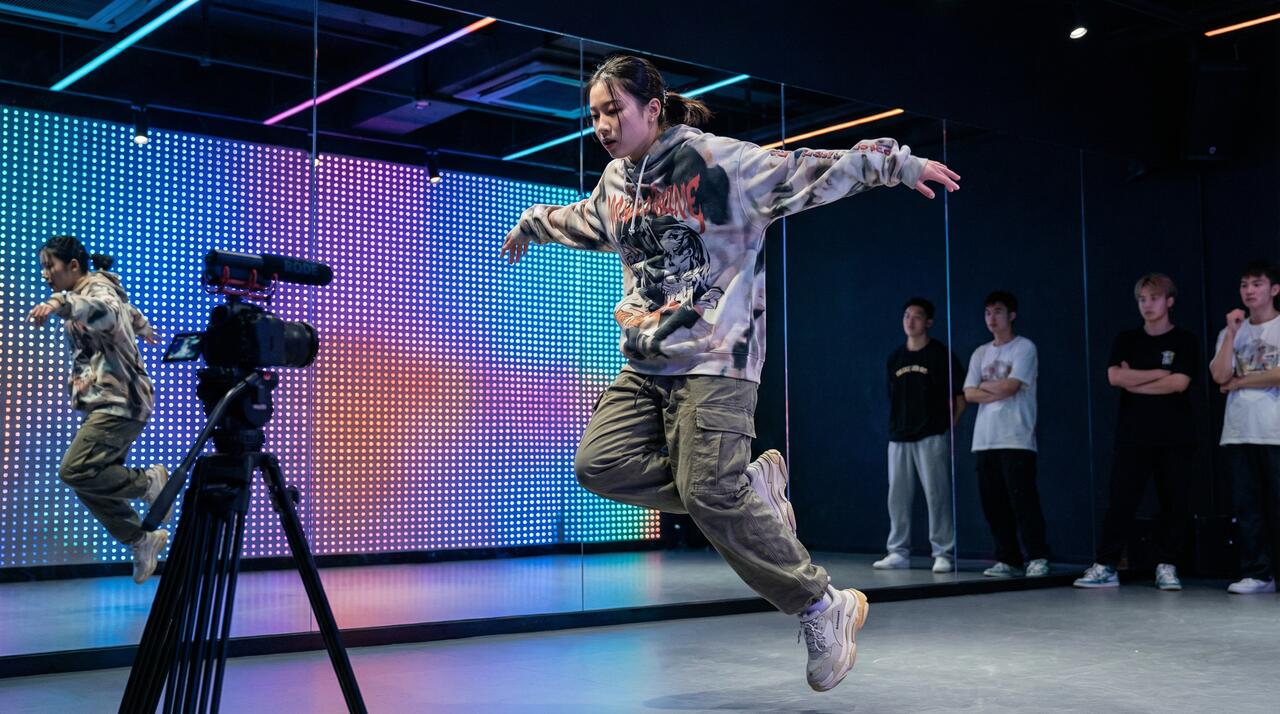 海角网舞蹈视频